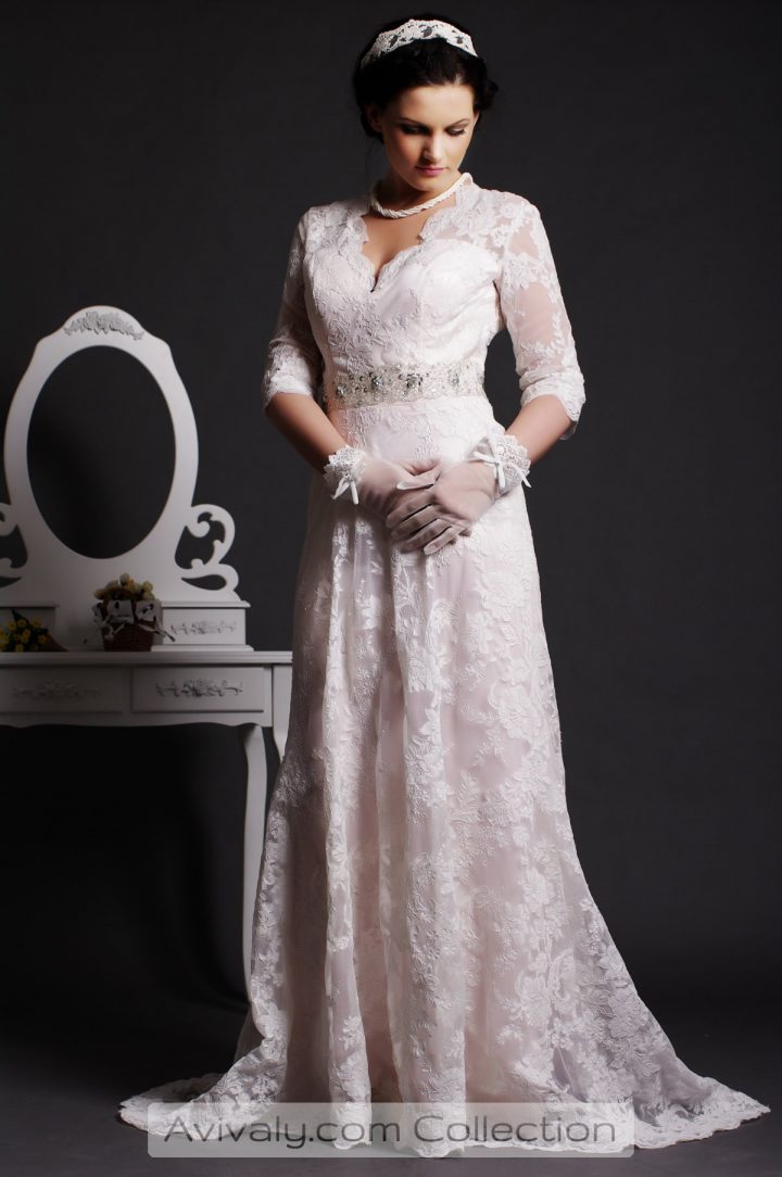 Bela - Lace 3/4 Sleeves A-line Floor-sweeping Wedding Dress with Beaded Sash