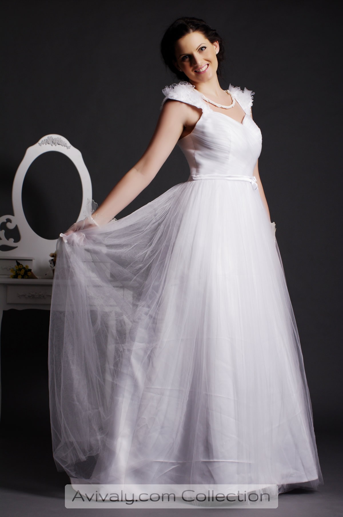 Lapa - Fluffy Cap Sleeves Sweetheart Dress Tailored in Tulle with Pleated Skirt