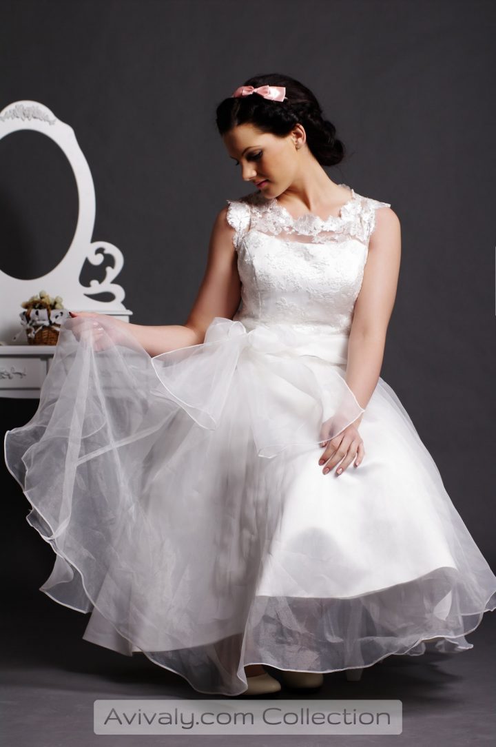 Lola - Organza Sash Belt Melted into Ball Gown Skirt for Fairytale Look