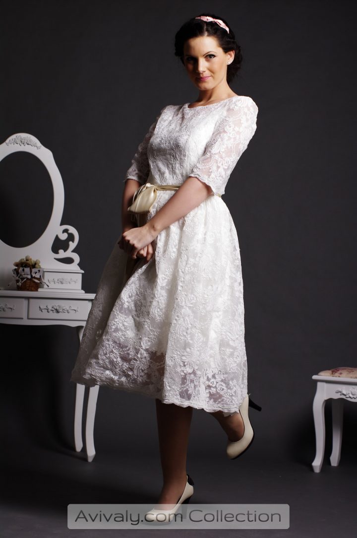 Zaza - Satin Lined Lace Tea Length Wedding Dress