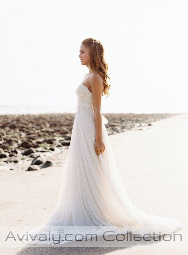 5 ethereal beach wedding dresses Avivaly 5 ethereal beach wedding dresses Avivaly