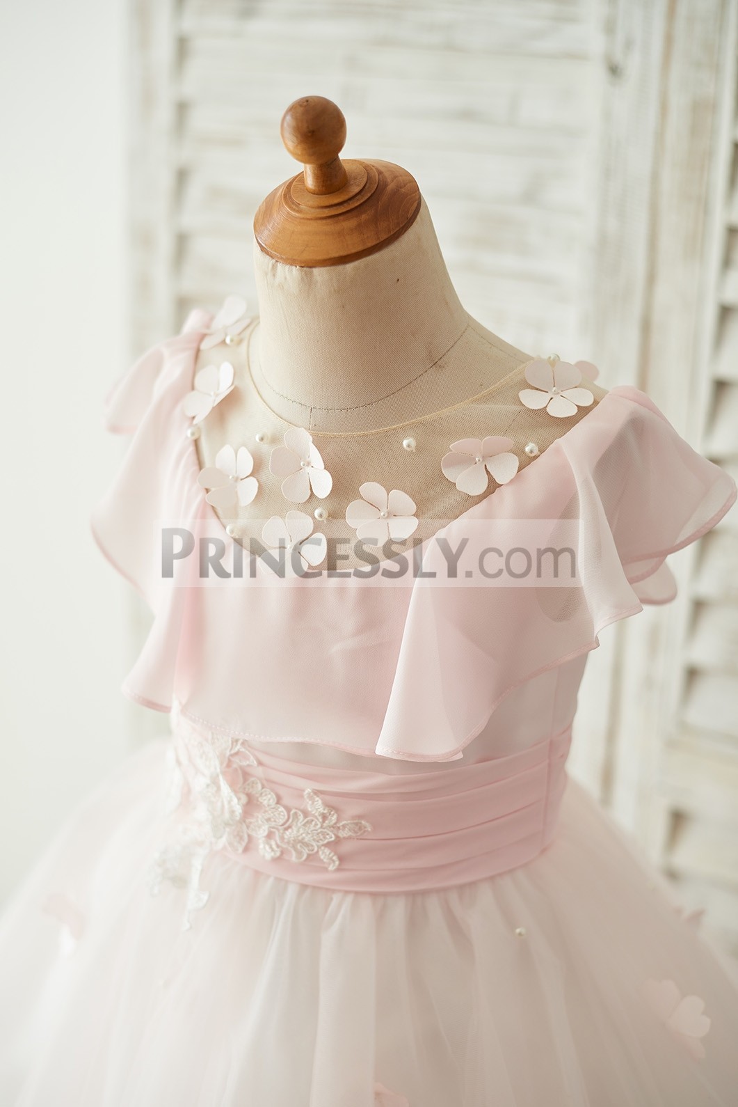 Chiffon Frills Scoop Neck with Pearls / Flowers Sheer Neck Bodice