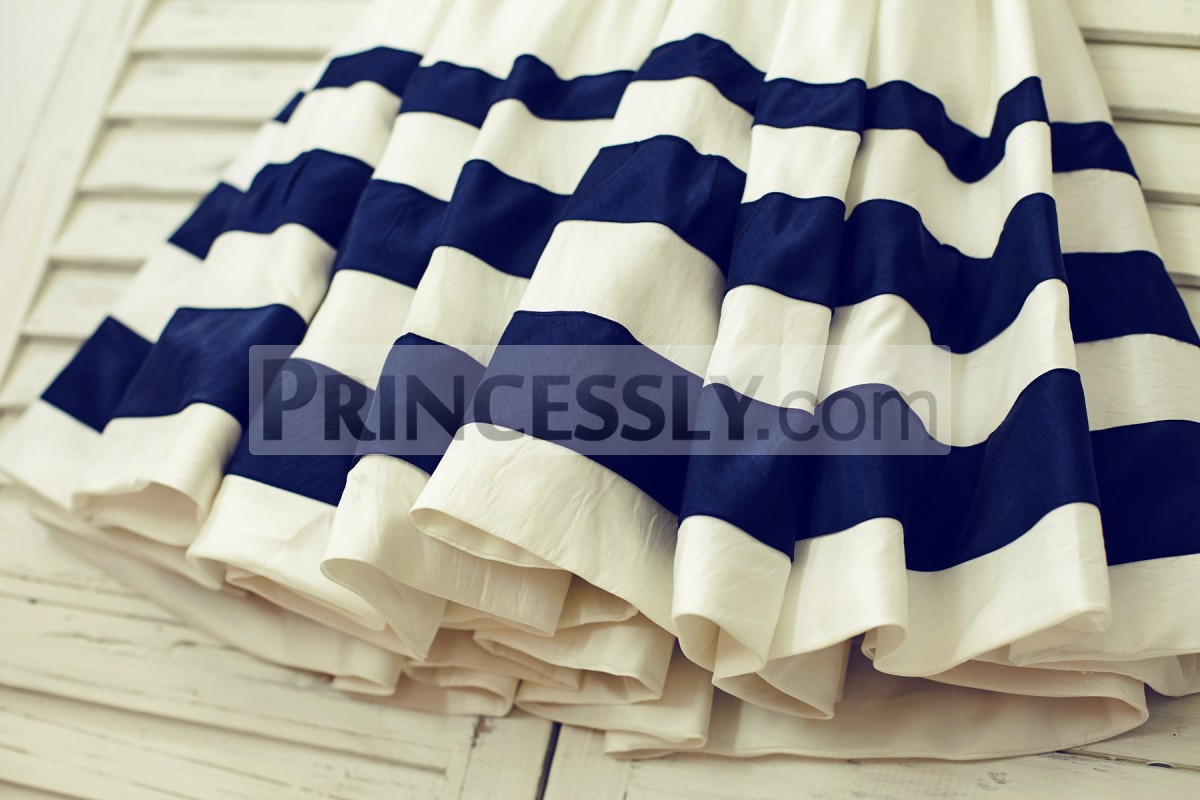 Navy blue stripes skirt