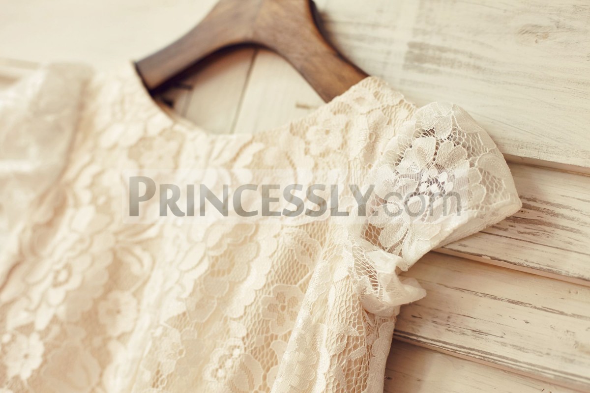 Illusion lace cap sleeves