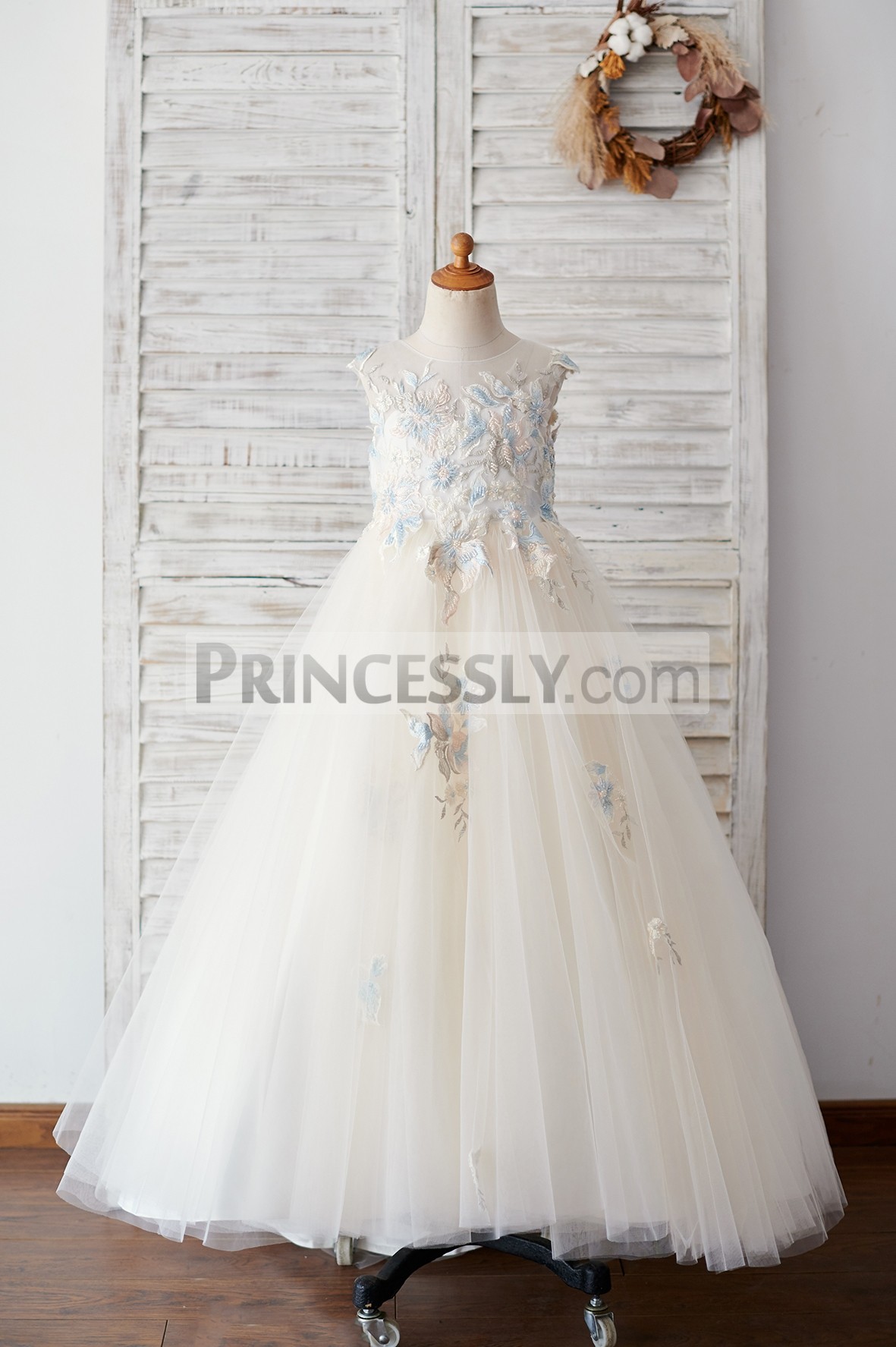 Two-ton colored lace champagne tulle flower girl dress